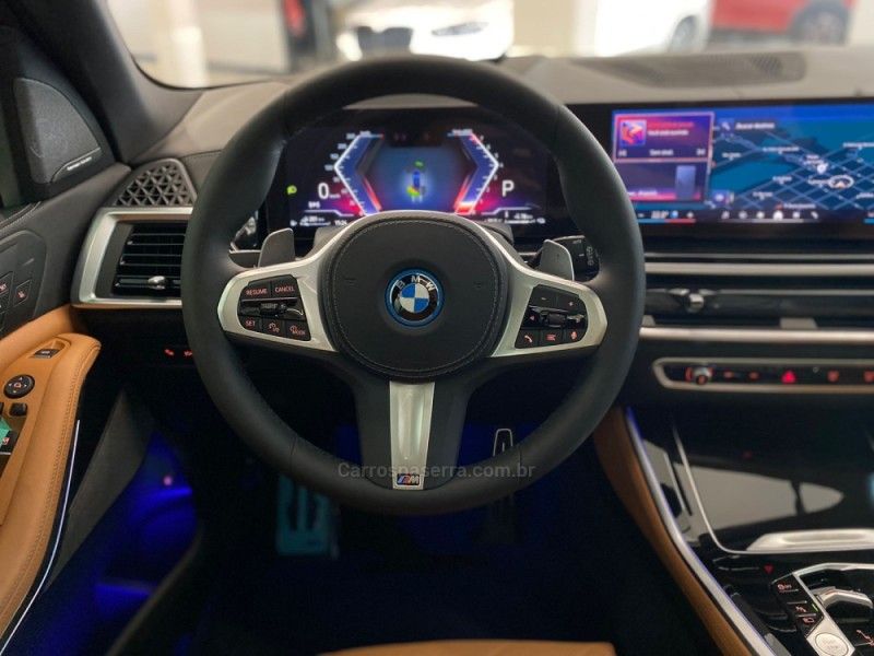 BMW X5 3.0 XDRIVE50E TURBO M SPORT HÍBRIDO 2025/2025 ÓTIMA CAR FLORES DA CUNHA / Carros no Vale