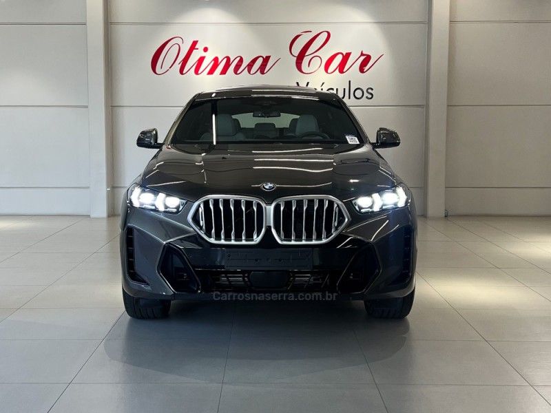 BMW X6 3.0 XDRIVE 40I M SPORT 24V TURBO 2025/2025 ÓTIMA CAR FLORES DA CUNHA / Carros no Vale