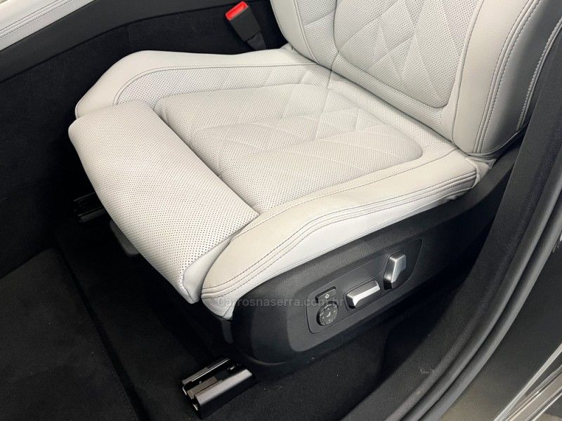 BMW X6 3.0 XDRIVE 40I M SPORT 24V TURBO 2025/2025 ÓTIMA CAR FLORES DA CUNHA / Carros no Vale
