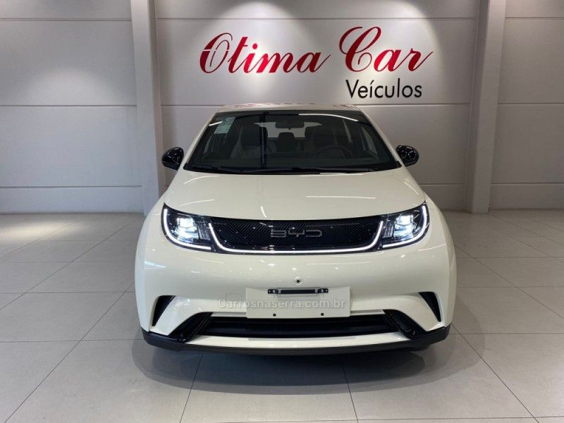 BYD DOLPHIN ELÉTRICO 2024/2025 ÓTIMA CAR FLORES DA CUNHA / Carros no Vale