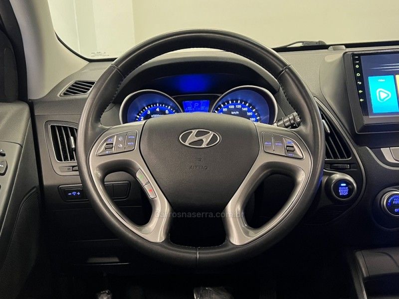 HYUNDAI IX35 2.0 MPFI GLS 16V 2016/2017 ÓTIMA CAR FLORES DA CUNHA / Carros no Vale