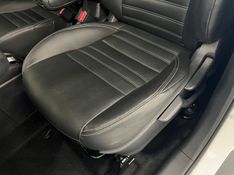 NISSAN KICKS 1.6 EXCLUSIVE 16V 2021/2022 ÓTIMA CAR FLORES DA CUNHA / Carros no Vale