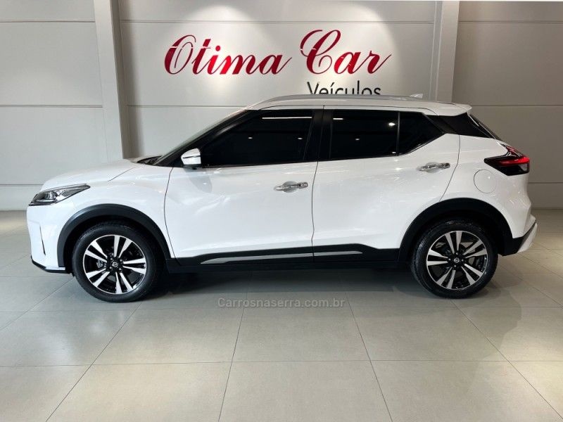 NISSAN KICKS 1.6 EXCLUSIVE 16V 2021/2022 ÓTIMA CAR FLORES DA CUNHA / Carros no Vale