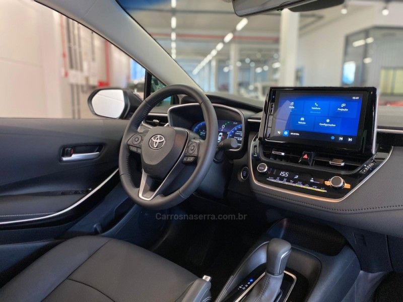 TOYOTA COROLLA 2.0 XEI 16V 2025/2025 ÓTIMA CAR FLORES DA CUNHA / Carros no Vale