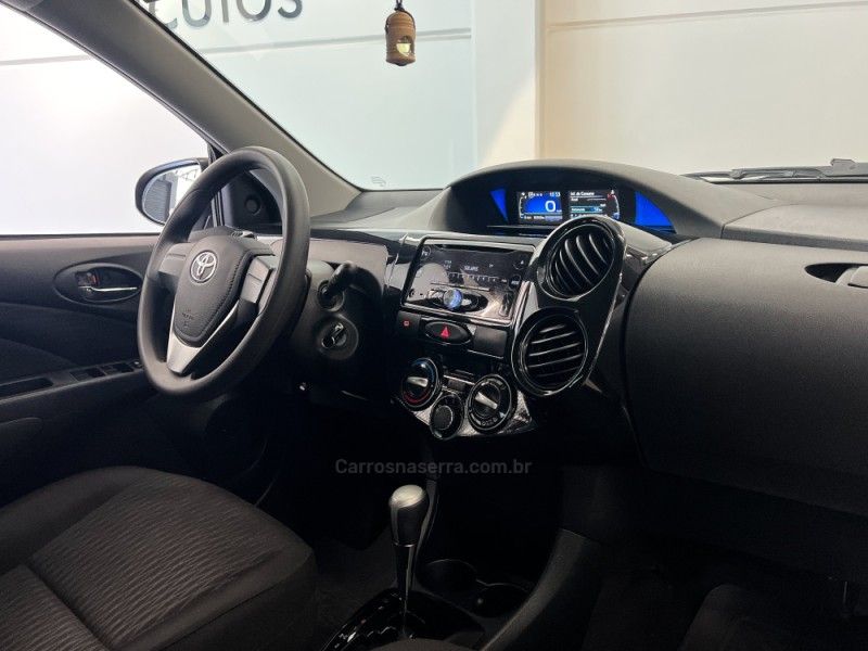 TOYOTA ETIOS 1.3 X 16V 2016/2017 ÓTIMA CAR FLORES DA CUNHA / Carros no Vale