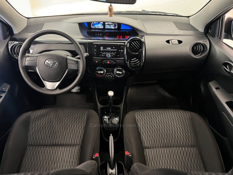 TOYOTA ETIOS 1.3 X 16V 2016/2017 ÓTIMA CAR FLORES DA CUNHA / Carros no Vale