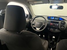 TOYOTA ETIOS 1.3 X 16V 2020/2021 ÓTIMA CAR FLORES DA CUNHA / Carros no Vale