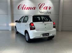 TOYOTA ETIOS 1.3 X 16V 2020/2021 ÓTIMA CAR FLORES DA CUNHA / Carros no Vale