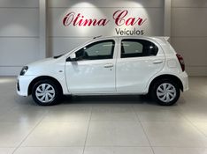 TOYOTA ETIOS 1.3 X 16V 2020/2021 ÓTIMA CAR FLORES DA CUNHA / Carros no Vale
