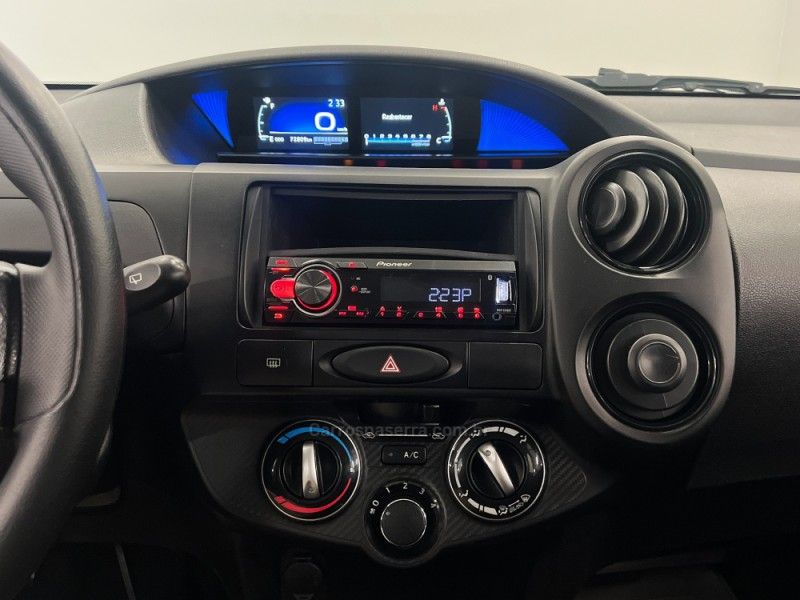 TOYOTA ETIOS 1.3 X 16V 2020/2021 ÓTIMA CAR FLORES DA CUNHA / Carros no Vale