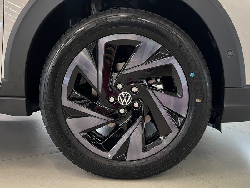 VOLKSWAGEN NIVUS 1.0 TSI HIGHLINE 2025/2025 ÓTIMA CAR FLORES DA CUNHA / Carros no Vale