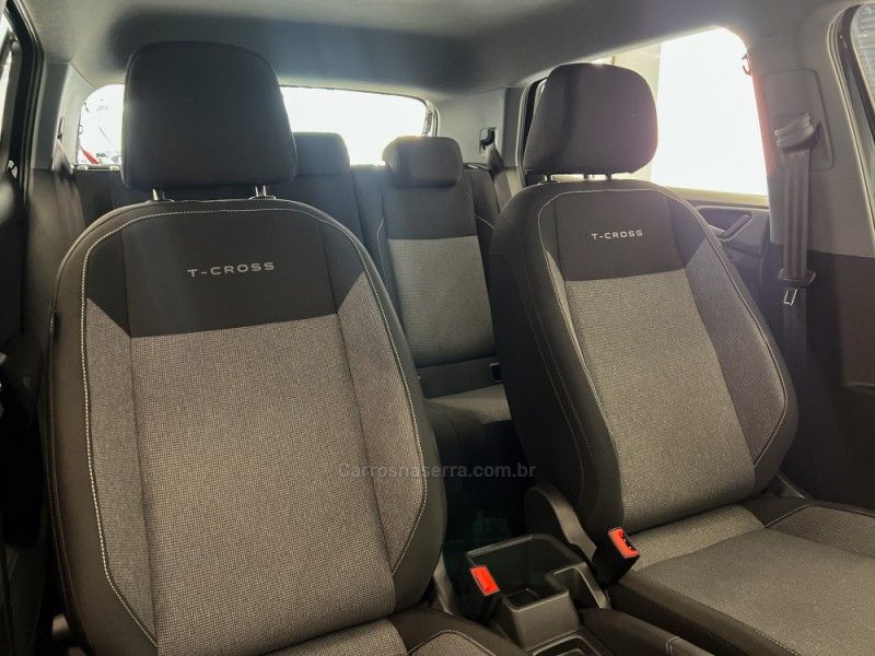 VOLKSWAGEN T-CROSS 1.0 TSI 200 SENSE 2025/2026 ÓTIMA CAR FLORES DA CUNHA / Carros no Vale