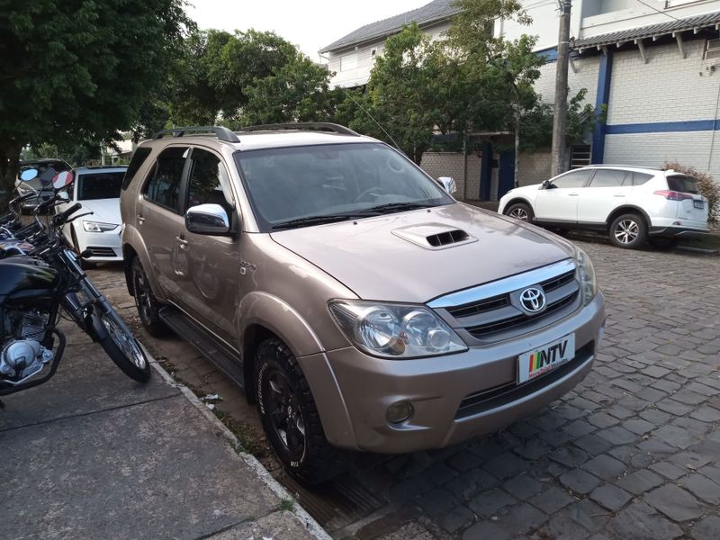 Toyota Hilux Sw4 Srv D4-d 4×4 3.0 Tdi Dies 2008/2008 NECO TOLATI VEÍCULOS VENÂNCIO AIRES / Carros no Vale
