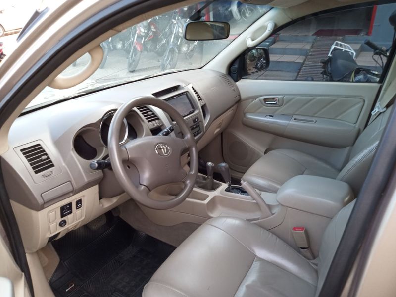 Toyota Hilux Sw4 Srv D4-d 4×4 3.0 Tdi Dies 2008/2008 NECO TOLATI VEÍCULOS VENÂNCIO AIRES / Carros no Vale