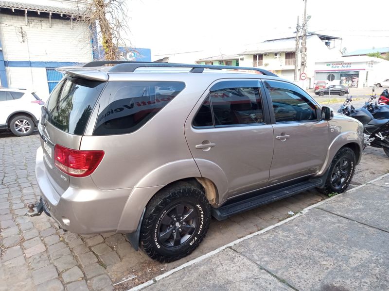 Toyota Hilux Sw4 Srv D4-d 4×4 3.0 Tdi Dies 2008/2008 NECO TOLATI VEÍCULOS VENÂNCIO AIRES / Carros no Vale