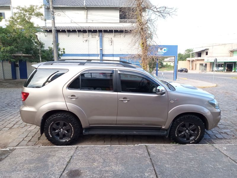 Toyota Hilux Sw4 Srv D4-d 4×4 3.0 Tdi Dies 2008/2008 NECO TOLATI VEÍCULOS VENÂNCIO AIRES / Carros no Vale
