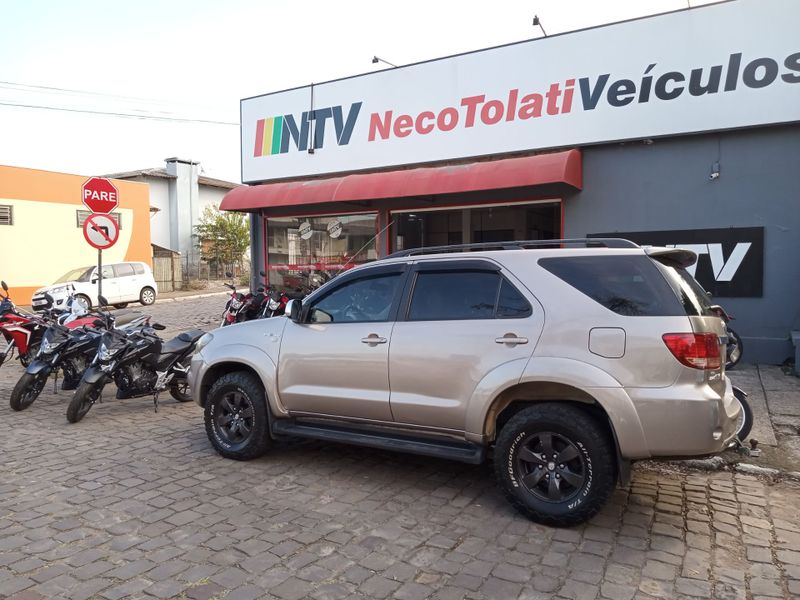Toyota Hilux Sw4 Srv D4-d 4×4 3.0 Tdi Dies 2008/2008 NECO TOLATI VEÍCULOS VENÂNCIO AIRES / Carros no Vale