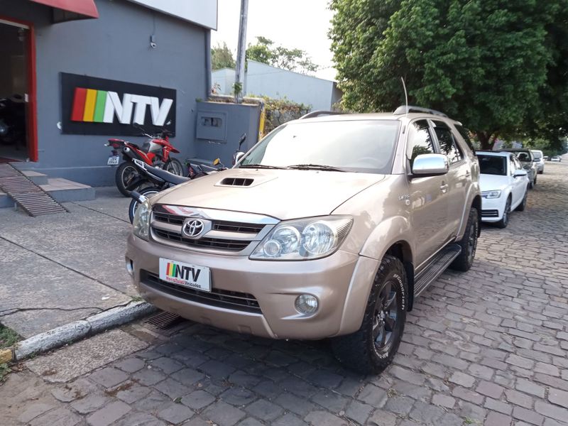 Toyota Hilux Sw4 Srv D4-d 4×4 3.0 Tdi Dies 2008/2008 NECO TOLATI VEÍCULOS VENÂNCIO AIRES / Carros no Vale