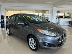FORD FIESTA 1.6 SE SEDAN 16V 2014/2014 CIMIRRO AUTOMÓVEIS TAQUARA / Carros no Vale