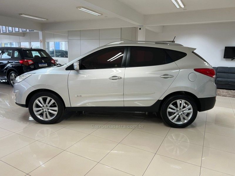 HYUNDAI IX35 2.0 16V 2013/2014 CIMIRRO AUTOMÓVEIS TAQUARA / Carros no Vale