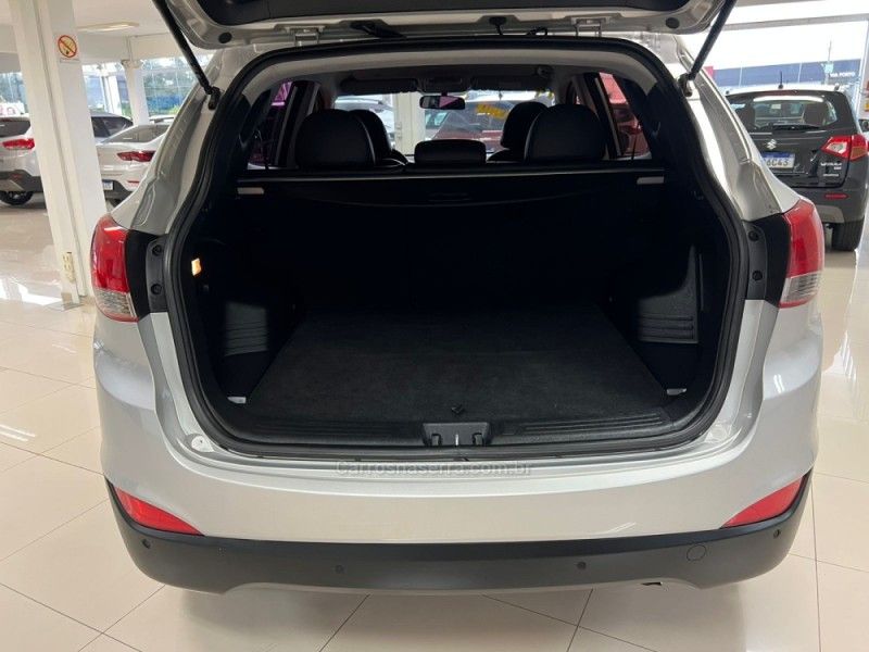 HYUNDAI IX35 2.0 16V 2013/2014 CIMIRRO AUTOMÓVEIS TAQUARA / Carros no Vale