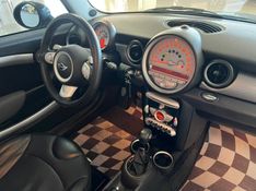 MINI COOPER 1.6 S 16V TURBO 2010/2010 CIMIRRO AUTOMÓVEIS TAQUARA / Carros no Vale