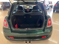MINI COOPER 1.6 S 16V TURBO 2010/2010 CIMIRRO AUTOMÓVEIS TAQUARA / Carros no Vale