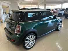 MINI COOPER 1.6 S 16V TURBO 2010/2010 CIMIRRO AUTOMÓVEIS TAQUARA / Carros no Vale