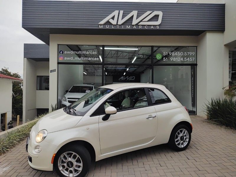 FIAT 500 1.4 CULT 8V AUTOMATIZADO 2011/2012 AWD MULTIMARCAS LAJEADO / Carros no Vale