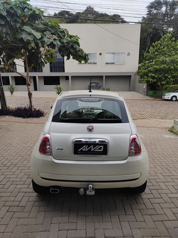 FIAT 500 1.4 CULT 8V AUTOMATIZADO 2011/2012 AWD MULTIMARCAS LAJEADO / Carros no Vale