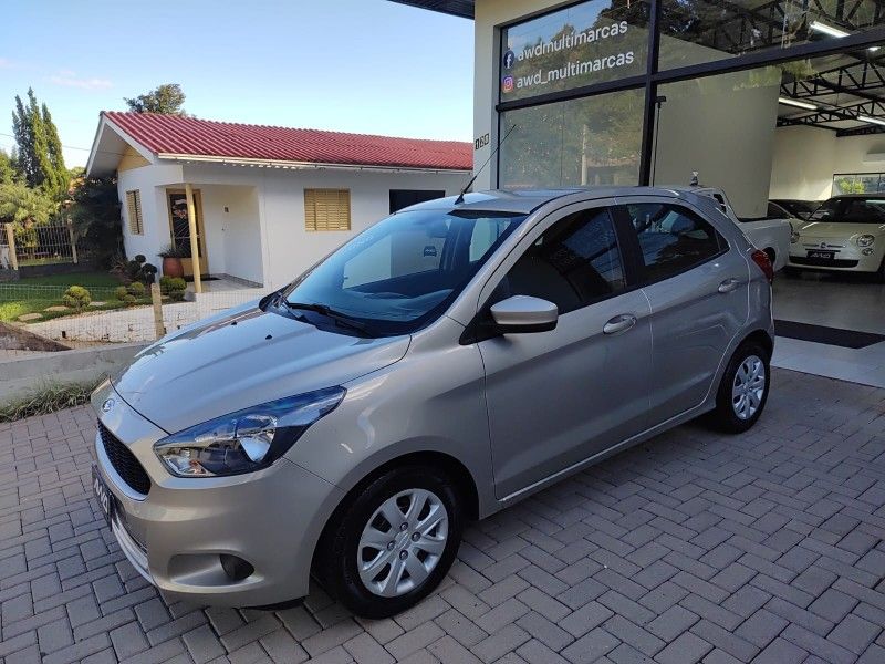 FORD KA 1.0 SE PLUS 12V 2018/2018 AWD MULTIMARCAS LAJEADO / Carros no Vale