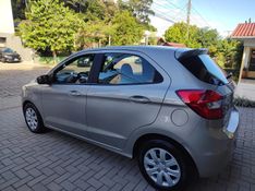 FORD KA 1.0 SE PLUS 12V 2018/2018 AWD MULTIMARCAS LAJEADO / Carros no Vale