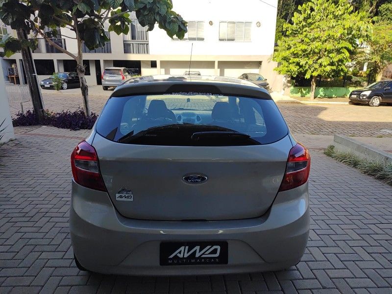FORD KA 1.0 SE PLUS 12V 2018/2018 AWD MULTIMARCAS LAJEADO / Carros no Vale