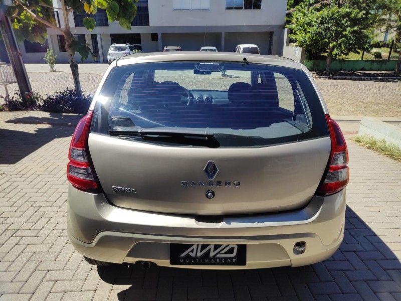 RENAULT SANDERO 1.6 PRIVILÉGE 16V 2013/2013 AWD MULTIMARCAS LAJEADO / Carros no Vale