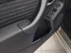 RENAULT SANDERO 1.6 PRIVILÉGE 16V 2013/2013 AWD MULTIMARCAS LAJEADO / Carros no Vale