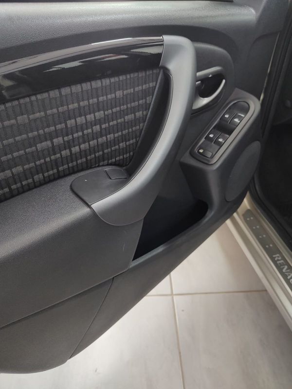RENAULT SANDERO 1.6 PRIVILÉGE 16V 2013/2013 AWD MULTIMARCAS LAJEADO / Carros no Vale