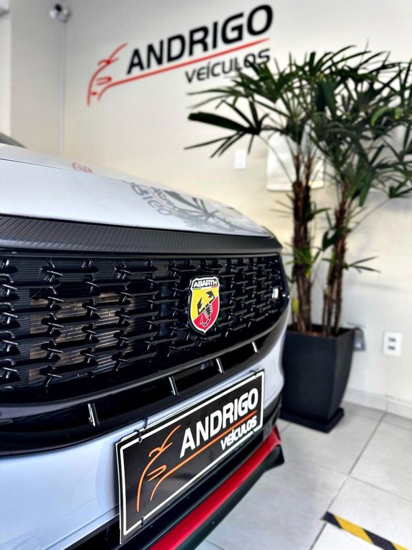 FIAT FASTBACK 1.3 ABARTH 270 TURBO 2024/2024 ANDRIGO VEÍCULOS CAXIAS DO SUL / Carros no Vale