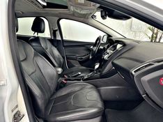 FORD FOCUS 2.0 TITANIUM PLUS HATCH 16V AUTO 2015/2016 ANDRIGO VEÍCULOS CAXIAS DO SUL / Carros no Vale