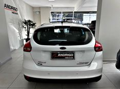 FORD FOCUS 2.0 TITANIUM PLUS HATCH 16V AUTO 2015/2016 ANDRIGO VEÍCULOS CAXIAS DO SUL / Carros no Vale