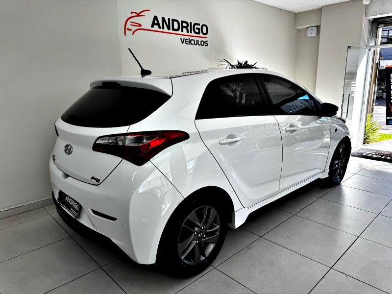 HYUNDAI HB20 1.0 SPICY 12V 2015/2015 ANDRIGO VEÍCULOS CAXIAS DO SUL / Carros no Vale