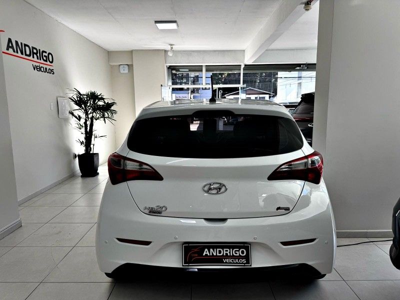 HYUNDAI HB20 1.0 SPICY 12V 2015/2015 ANDRIGO VEÍCULOS CAXIAS DO SUL / Carros no Vale
