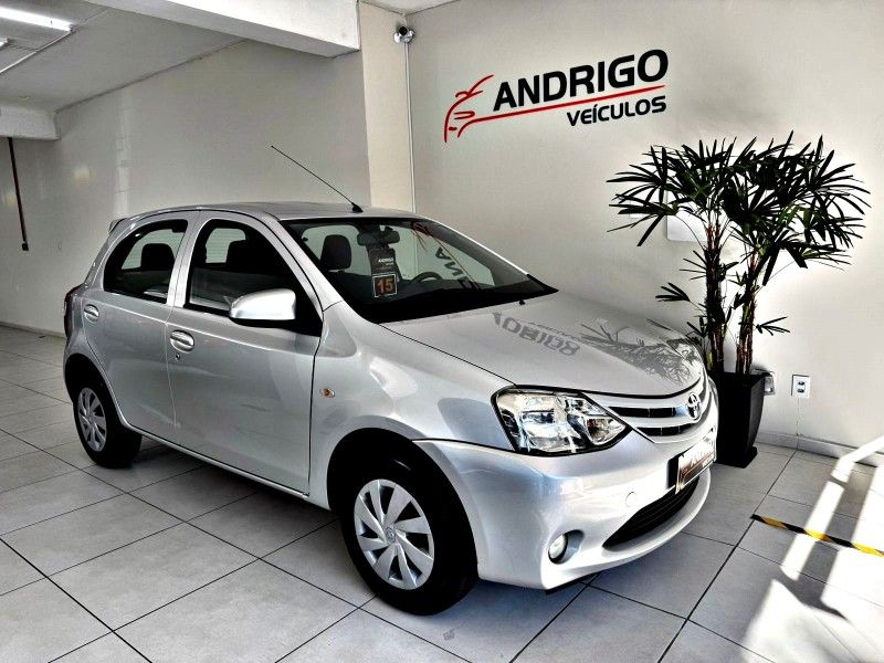 TOYOTA ETIOS 1.3 X 16V 2015/2015 ANDRIGO VEÍCULOS CAXIAS DO SUL / Carros no Vale