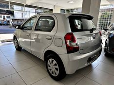 TOYOTA ETIOS 1.3 X 16V 2015/2015 ANDRIGO VEÍCULOS CAXIAS DO SUL / Carros no Vale