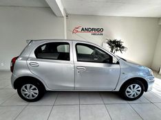 TOYOTA ETIOS 1.3 X 16V 2015/2015 ANDRIGO VEÍCULOS CAXIAS DO SUL / Carros no Vale