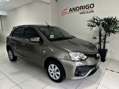 TOYOTA ETIOS 1.5 XS 16V 2017/2018 ANDRIGO VEÍCULOS CAXIAS DO SUL / Carros no Vale