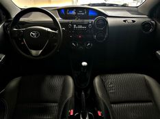 TOYOTA ETIOS 1.5 XS 16V 2017/2018 ANDRIGO VEÍCULOS CAXIAS DO SUL / Carros no Vale