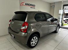 TOYOTA ETIOS 1.5 XS 16V 2017/2018 ANDRIGO VEÍCULOS CAXIAS DO SUL / Carros no Vale