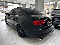 VOLKSWAGEN JETTA 2.0 TSI HIGHLINE 211CV DSG 2015/2016 ANDRIGO VEÍCULOS CAXIAS DO SUL / Carros no Vale