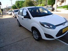 FORD FIESTA 1.6 ROCAM SE PLUS SEDAN 8V 2012/2012 BOURSCHEID CARROS E MOTOS SANTA CLARA DO SUL / Carros no Vale
