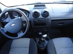 FORD FIESTA 1.6 ROCAM SE PLUS SEDAN 8V 2012/2012 BOURSCHEID CARROS E MOTOS SANTA CLARA DO SUL / Carros no Vale
